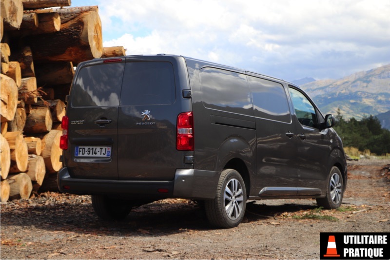 Essai Peugeot Expert 180cv EAT8, les choses à retenir - Utilitaire ...