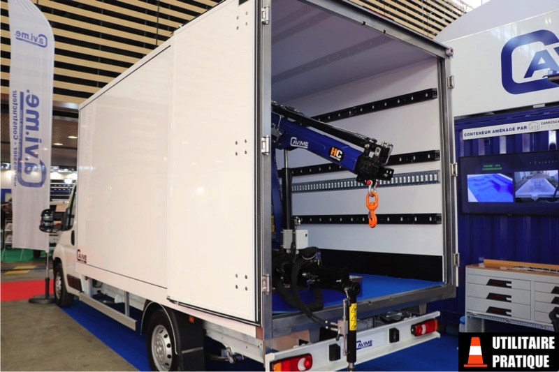 Peugeot Boxer grand volume Cavime grue HC Industrie, caisse grand volume cavime avec mini grue hc industrie Peugeot Boxer grand volume Cavime grue HC Industrie, caisse grand volume cavime avec mini grue hc industrie