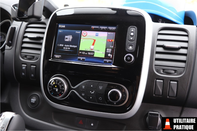 ecran tactile avec android auto et apple carplay