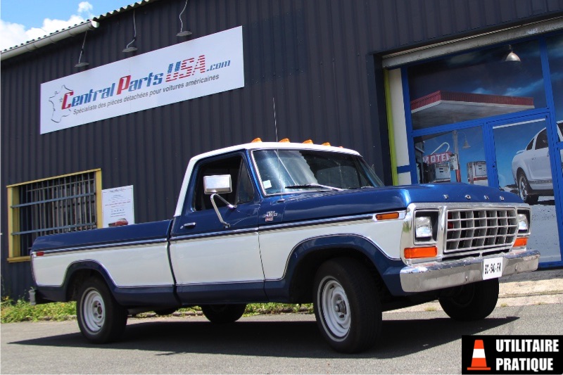 Central Parts USA roule en Ford F100, le ford f100 devant les locaux de central parts usa