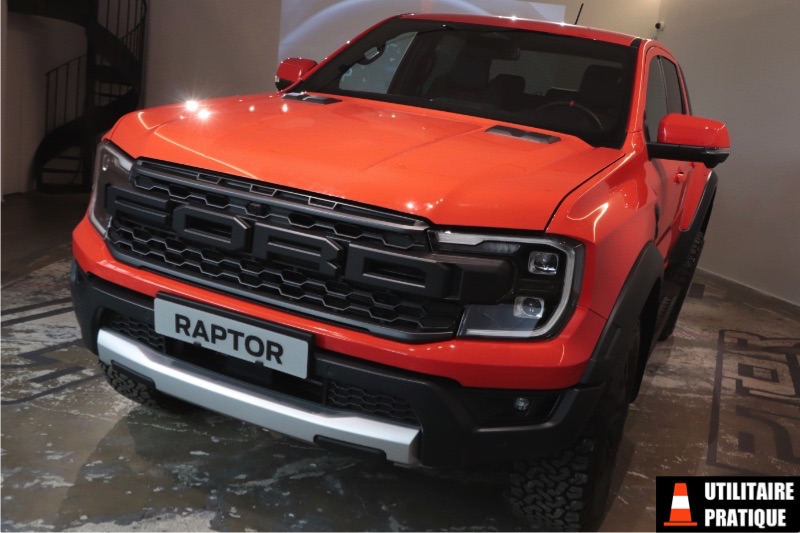 calandre et design des optiques du ranger raptor