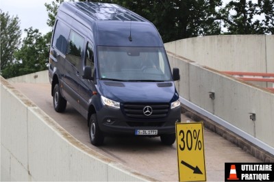 Mercedes Benz Sprinter 4x4, motricité sur tous les terrains