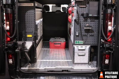 Atelier Modul System dans Renault Trafic cabine approfondie