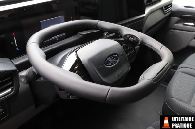 Un volant à plat pour le Ford Transit Custom 2023