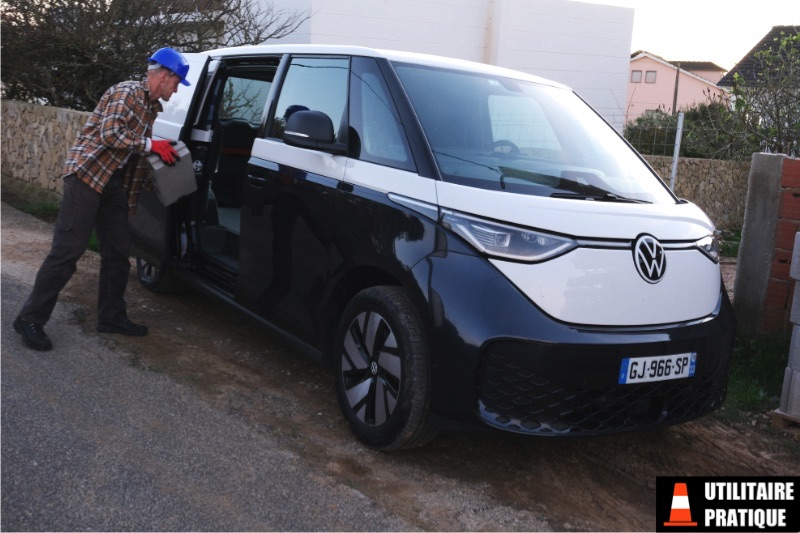 ESSAI – Volkswagen ID Buzz Cargo (2023) : le Combi électrique des pros