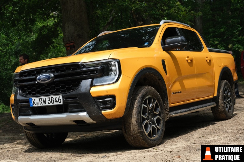 ford ranger dans sa version wildtrack x v6 de 240 chevaux