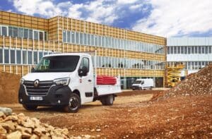 Quel utilitaire pour un façadier ou un ravaleur ? Échafaudage, machine à projeter et PTAC